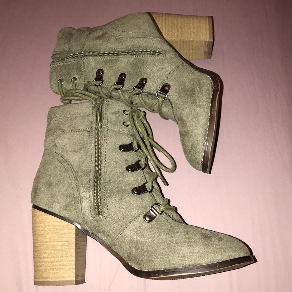 Candies olive booties 8
